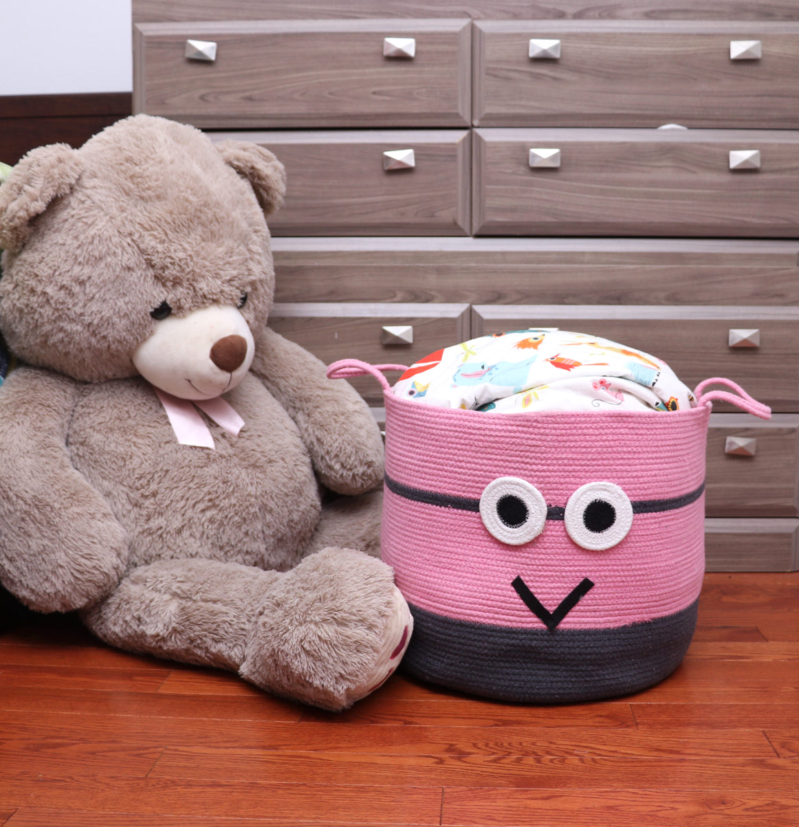 pink.grey